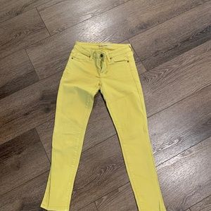 Vince Jeans Mustard Seed Color